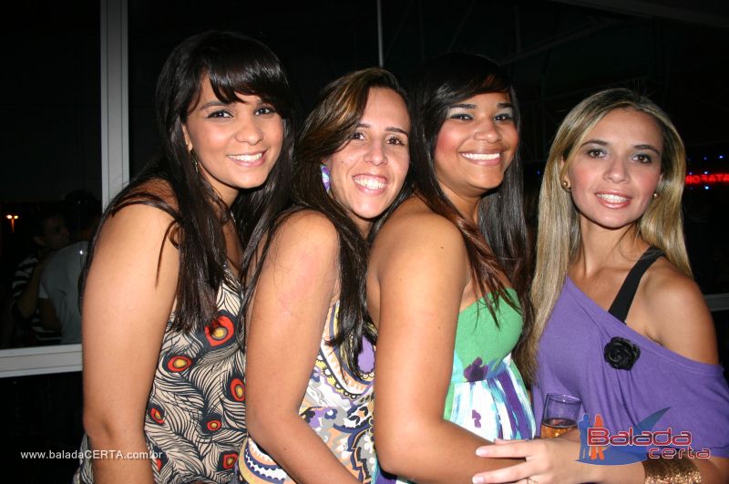 Balada: Fotos de Sexta na Plataforma do Choop na Cidade do Automovel - DF
