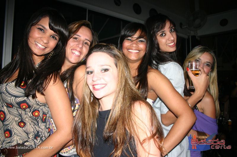 Balada: Fotos de Sexta na Plataforma do Choop na Cidade do Automovel - DF