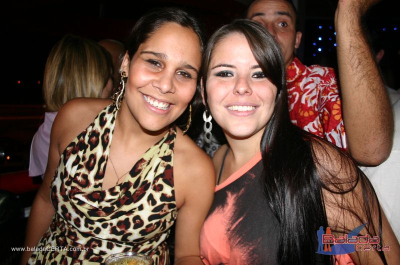 Balada: Fotos de Sexta na Plataforma do Choop na Cidade do Automovel - DF