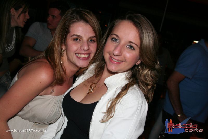 Balada: Fotos de Sexta na Plataforma do Choop na Cidade do Automovel - DF