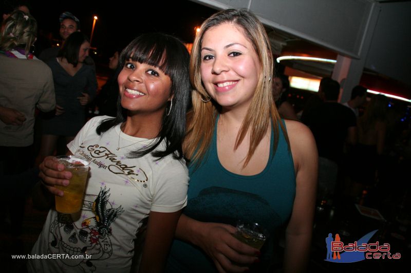 Balada: Fotos de Sexta na Plataforma do Choop na Cidade do Automovel - DF