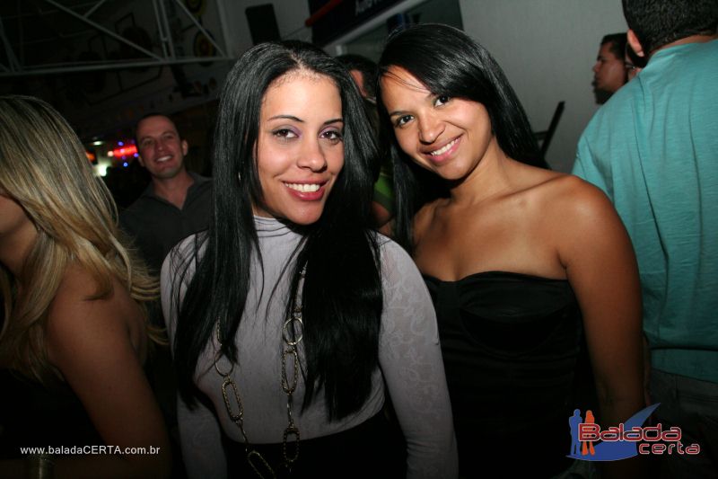 Balada: Fotos de Sexta na Plataforma do Choop na Cidade do Automovel - DF