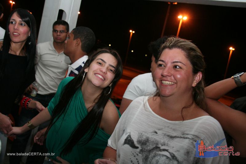 Balada: Fotos de Sexta na Plataforma do Choop na Cidade do Automovel - DF