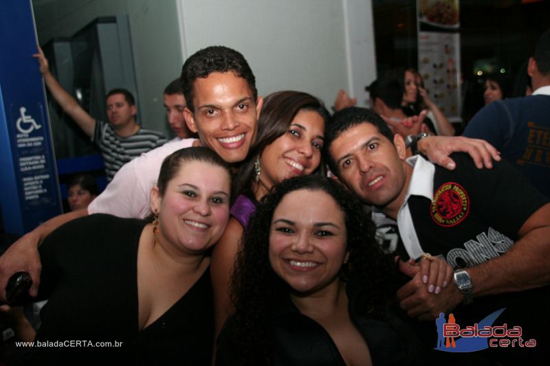 Balada: Fotos de Sexta na Plataforma do Choop na Cidade do Automovel - DF