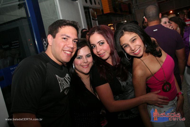 Balada: Fotos de Sexta na Plataforma do Choop na Cidade do Automovel - DF