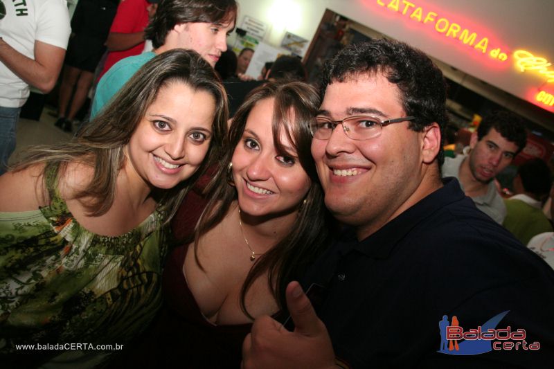 Balada: Fotos de Sexta na Plataforma do Choop na Cidade do Automovel - DF