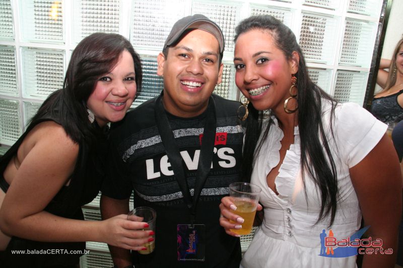 Balada: Fotos de Sexta na Plataforma do Choop na Cidade do Automovel - DF