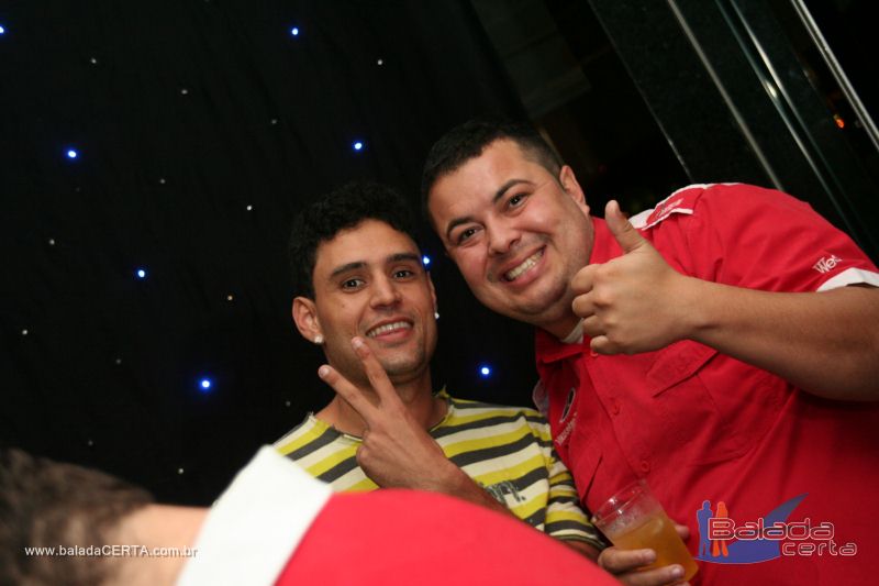 Balada: Fotos de Sexta na Plataforma do Choop na Cidade do Automovel - DF