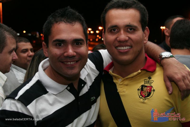 Balada: Fotos de Sexta na Plataforma do Choop na Cidade do Automovel - DF