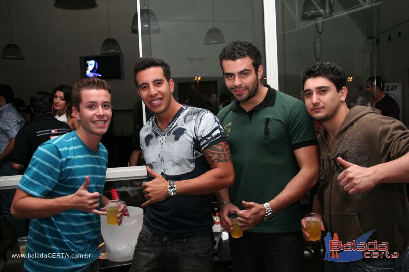 Balada: Fotos de Sexta na Plataforma do Choop na Cidade do Automovel - DF