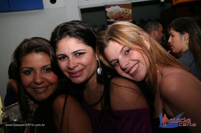 Balada: Fotos de Sexta na Plataforma do Choop na Cidade do Automovel - DF