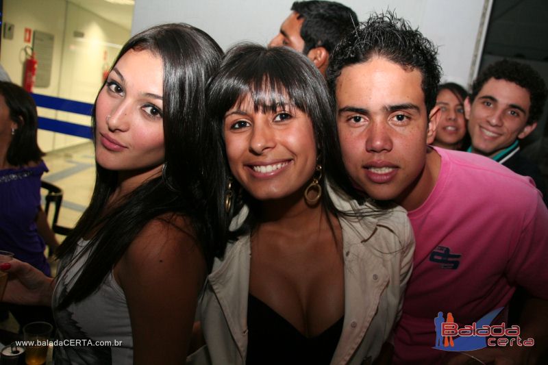 Balada: Fotos de Sexta na Plataforma do Choop na Cidade do Automovel - DF