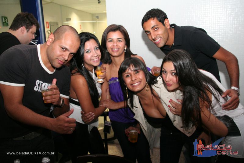 Balada: Fotos de Sexta na Plataforma do Choop na Cidade do Automovel - DF