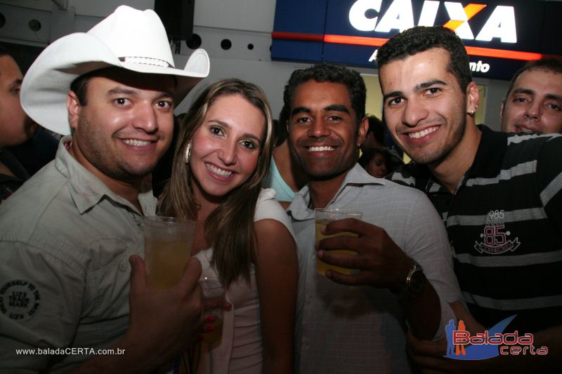 Balada: Fotos de Sexta na Plataforma do Choop na Cidade do Automovel - DF