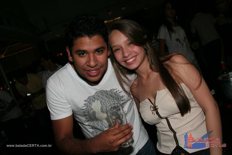 Balada: Fotos de Sexta na Plataforma do Choop na Cidade do Automovel - DF