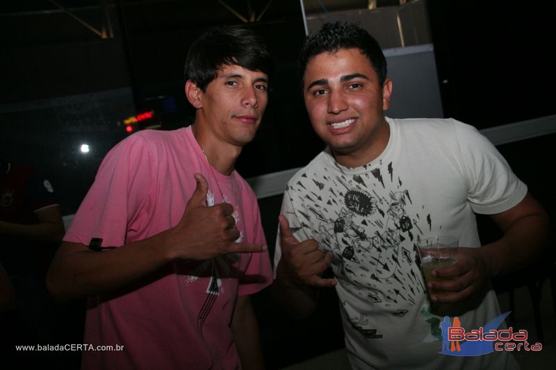 Balada: Fotos de Sexta na Plataforma do Choop na Cidade do Automovel - DF