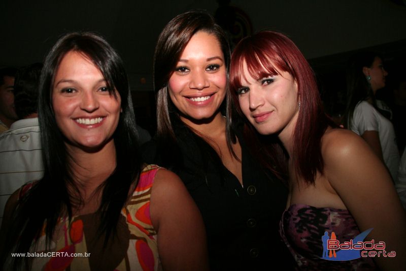 Balada: Fotos de Sexta na Plataforma do Choop na Cidade do Automovel - DF