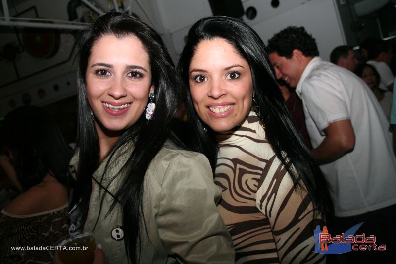 Balada: Fotos de Sexta na Plataforma do Choop na Cidade do Automovel - DF