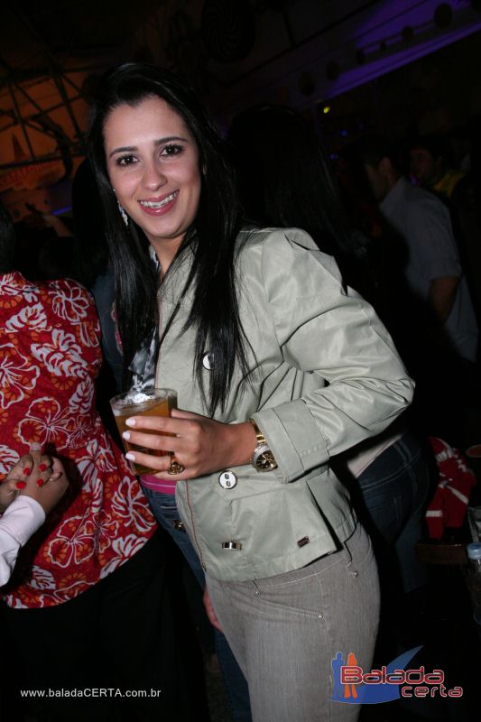 Balada: Fotos de Sexta na Plataforma do Choop na Cidade do Automovel - DF