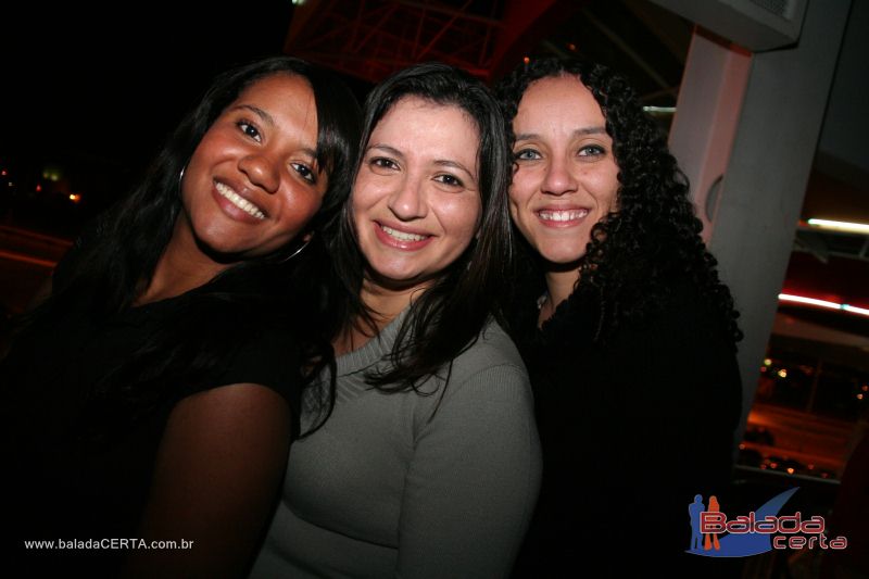 Balada: Fotos de Sexta na Plataforma do Choop na Cidade do Automovel - DF