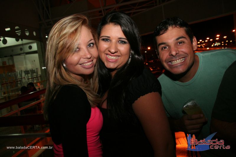 Balada: Fotos de Sexta na Plataforma do Choop na Cidade do Automovel - DF