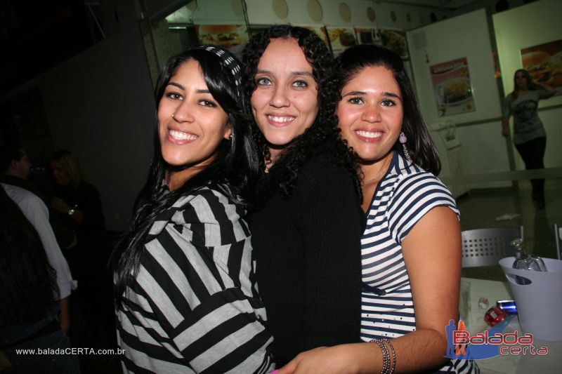 Balada: Fotos de Sexta na Plataforma do Choop na Cidade do Automovel - DF