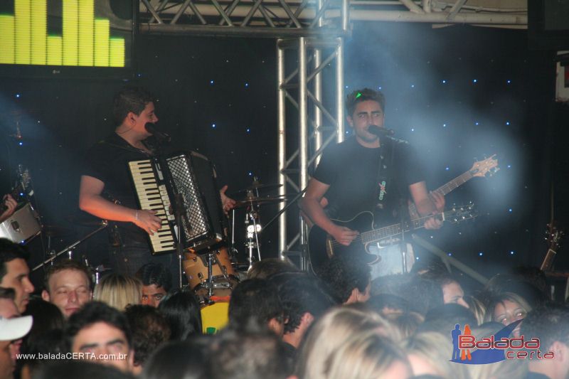 Balada: Fotos de Sexta na Plataforma do Choop na Cidade do Automovel - DF