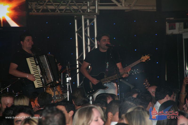 Balada: Fotos de Sexta na Plataforma do Choop na Cidade do Automovel - DF