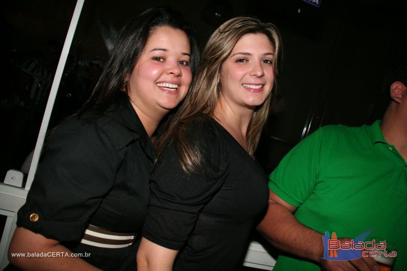 Balada: Fotos de Sexta na Plataforma do Choop na Cidade do Automovel - DF