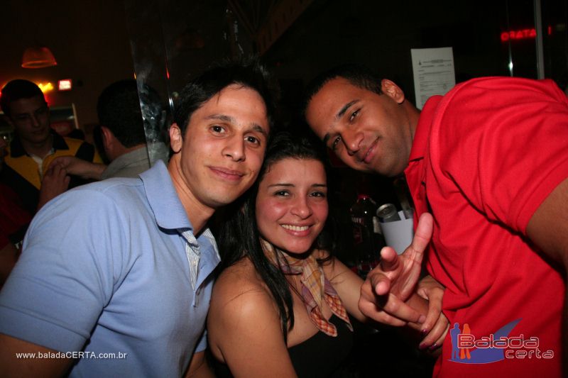 Balada: Fotos de Sexta na Plataforma do Choop na Cidade do Automovel - DF