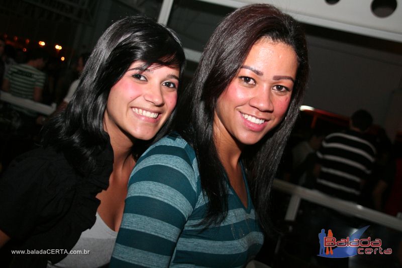 Balada: Fotos de Sexta na Plataforma do Choop na Cidade do Automovel - DF