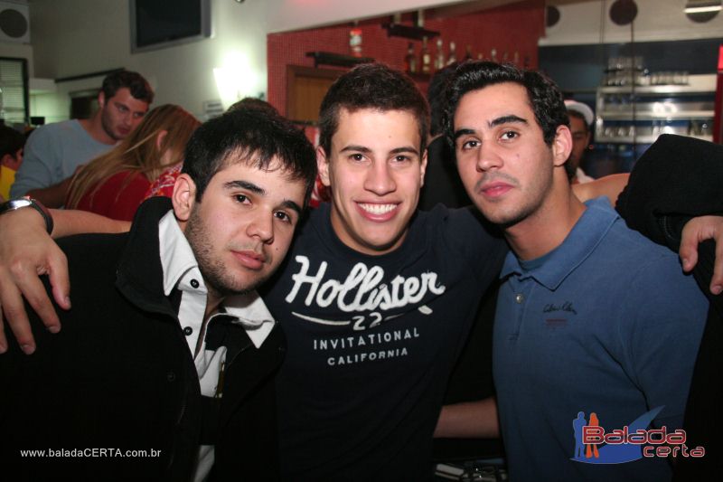 Balada: Fotos de Sexta na Plataforma do Choop na Cidade do Automovel - DF