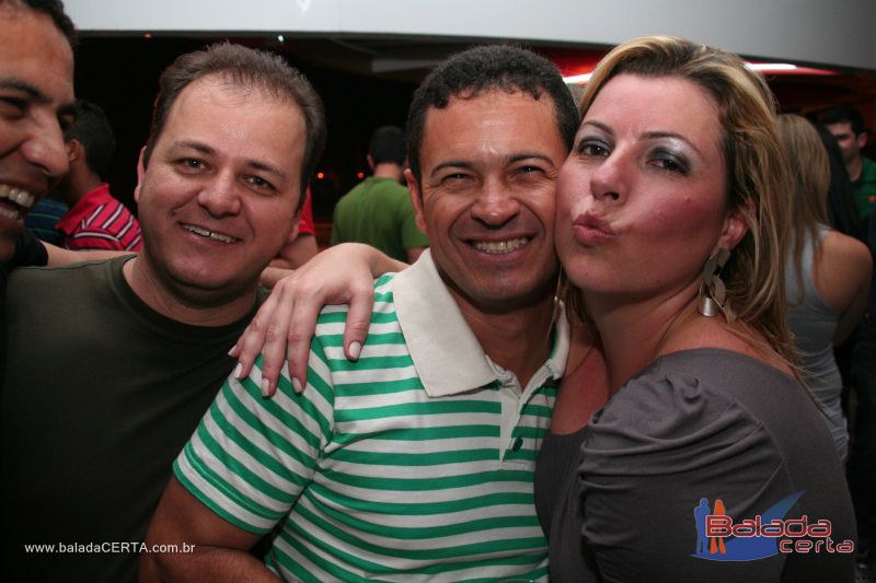 Balada: Fotos de Sexta na Plataforma do Choop na Cidade do Automovel - DF