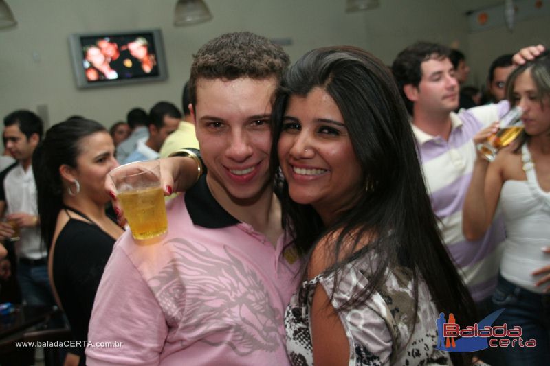 Balada: Fotos de Sexta na Plataforma do Choop na Cidade do Automovel - DF