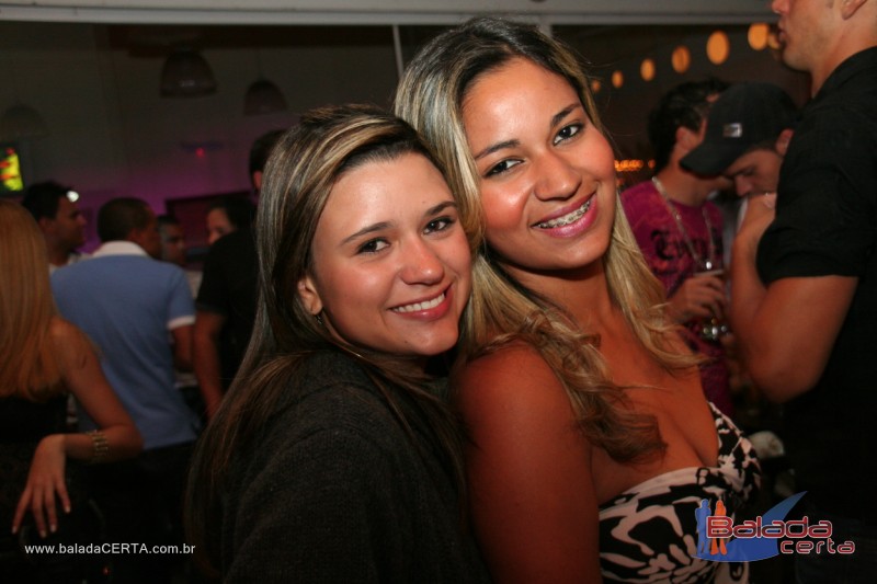 Balada: Fotos de Sexta na Plataforma do Choop na Cidade do Automovel - DF