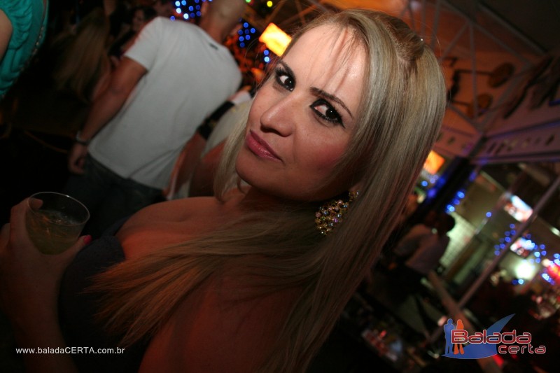 Balada: Fotos de Sexta na Plataforma do Choop na Cidade do Automovel - DF