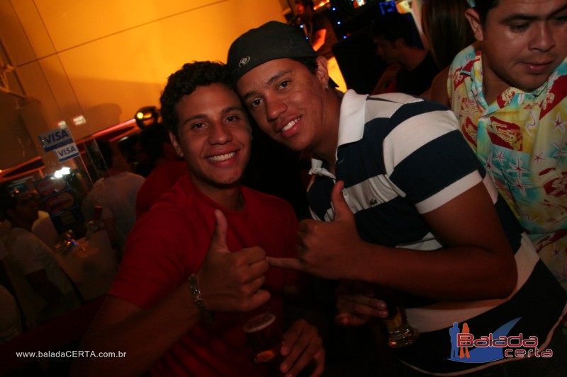 Balada: Fotos de Sexta na Plataforma do Choop na Cidade do Automovel - DF