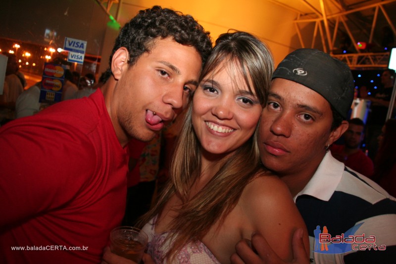 Balada: Fotos de Sexta na Plataforma do Choop na Cidade do Automovel - DF