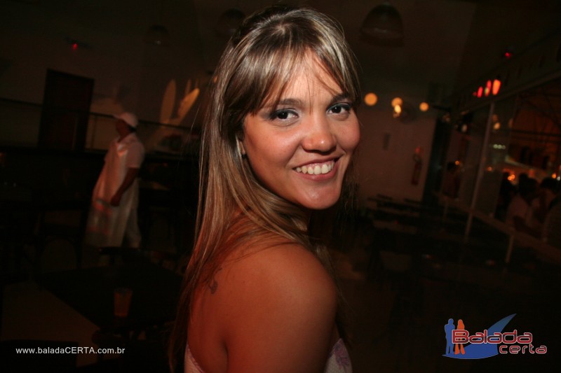 Balada: Fotos de Sexta na Plataforma do Choop na Cidade do Automovel - DF