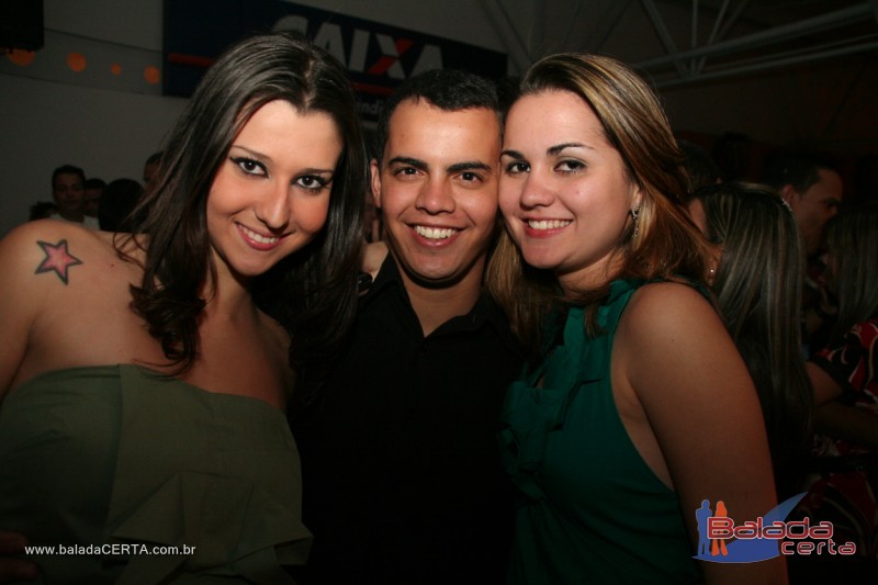 Balada: Fotos de Sexta na Plataforma do Choop na Cidade do Automovel - DF