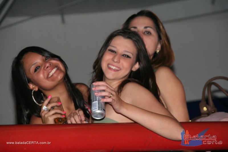 Balada: Fotos de Sexta na Plataforma do Choop na Cidade do Automovel - DF