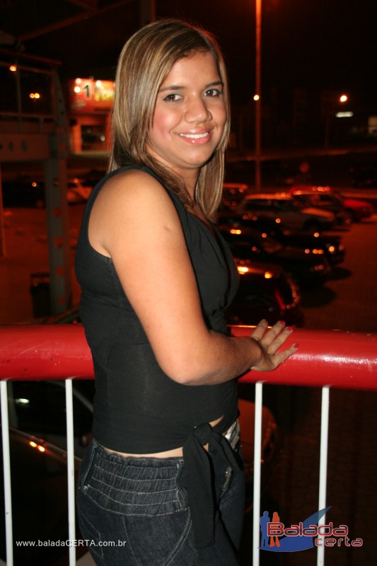 Balada: Fotos de Sexta na Plataforma do Choop na Cidade do Automovel - DF