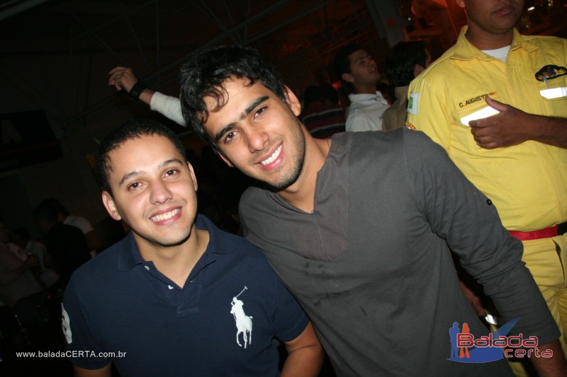 Balada: Fotos de Sexta na Plataforma do Choop na Cidade do Automovel - DF