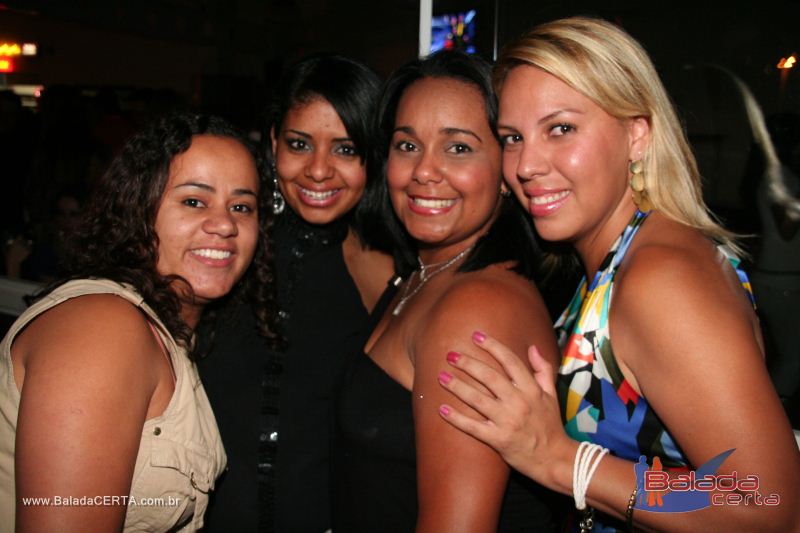 Balada: Fotos de Sexta na Plataforma do Choop na Cidade do Automovel - DF