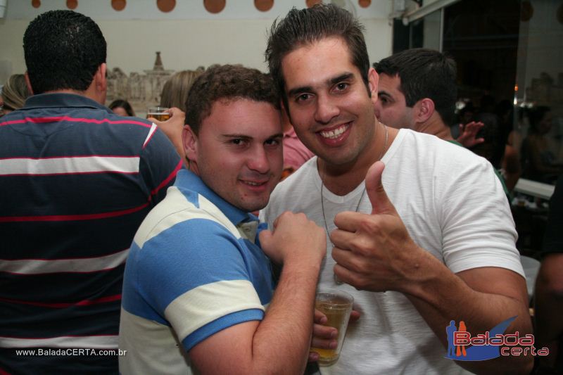 Balada: Fotos de Sexta na Plataforma do Choop na Cidade do Automovel - DF