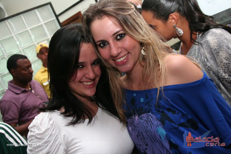 Balada: Fotos de Sexta na Plataforma do Choop na Cidade do Automovel - DF