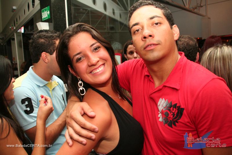 Balada: Fotos de Sexta na Plataforma do Choop na Cidade do Automovel - DF