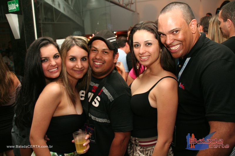 Balada: Fotos de Sexta na Plataforma do Choop na Cidade do Automovel - DF