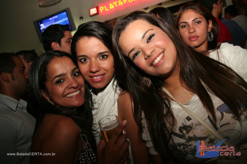 Balada: Fotos de Sexta na Plataforma do Choop na Cidade do Automovel - DF