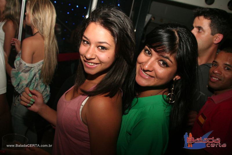 Balada: Fotos de Sexta na Plataforma do Choop na Cidade do Automovel - DF